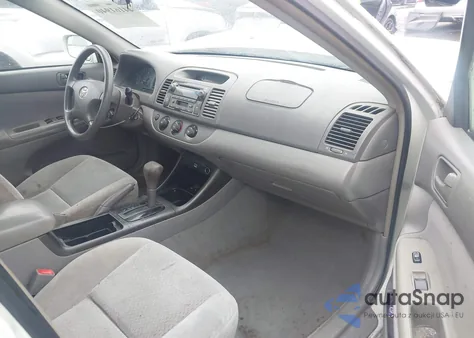 2002 Toyota Camry Le from USA, damaged, VIN 4T1BE32K32U595752